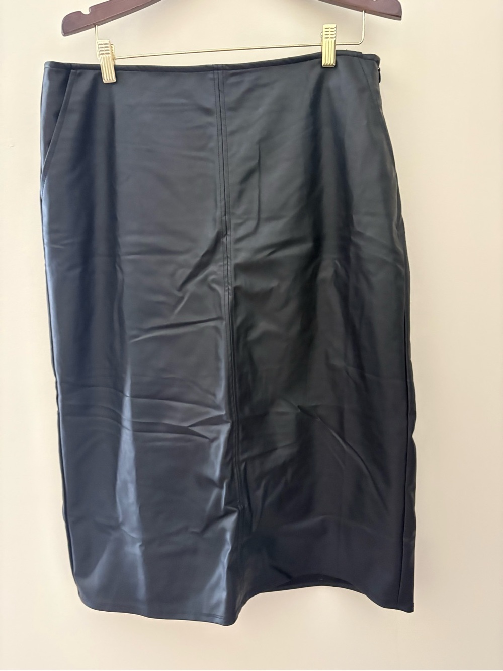 Old Navy Black Faux Leather Pencil Skirt